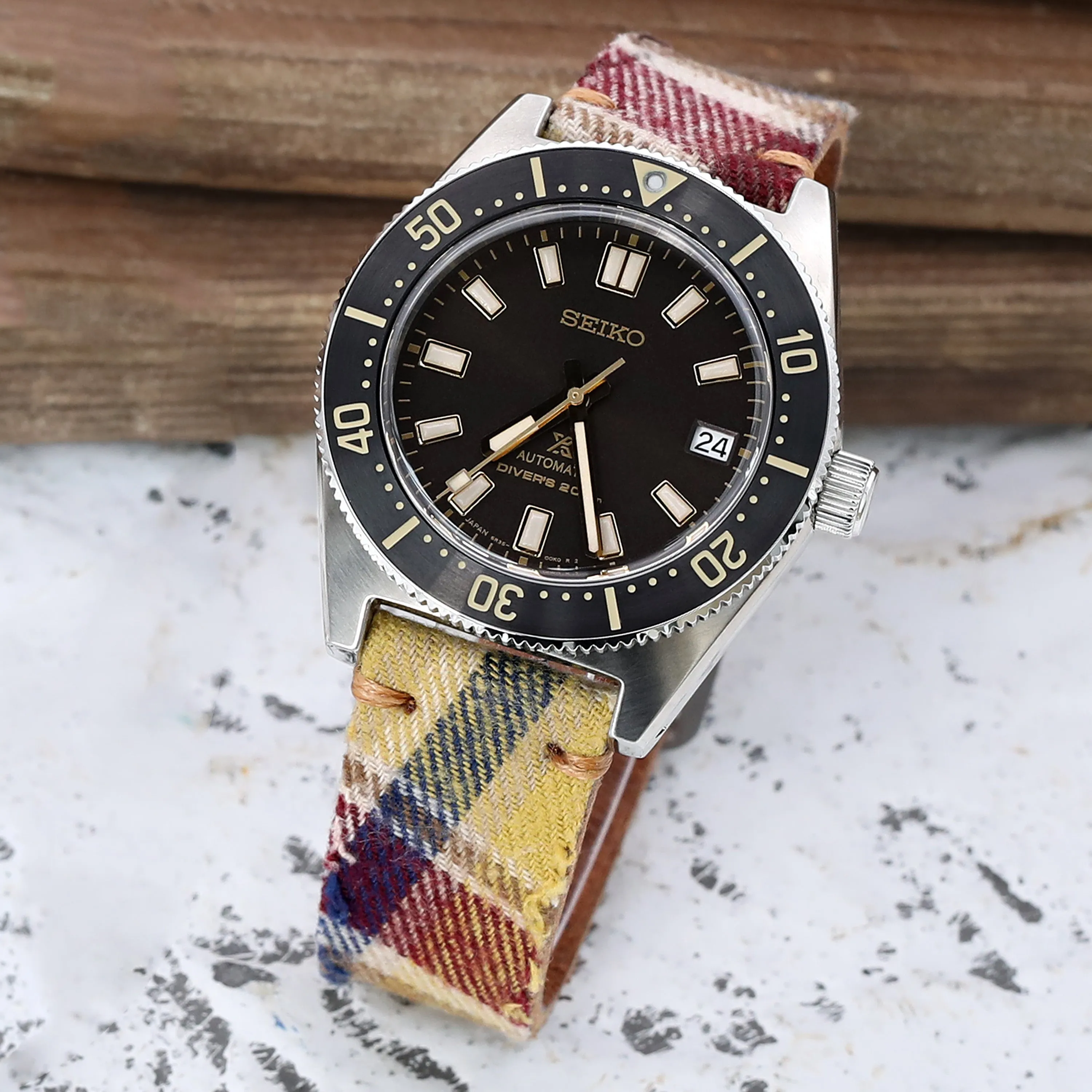 20mm, 22mm MiLTAT Stewart Camel Tartan Pattern Watch Strap, Brown Stitching