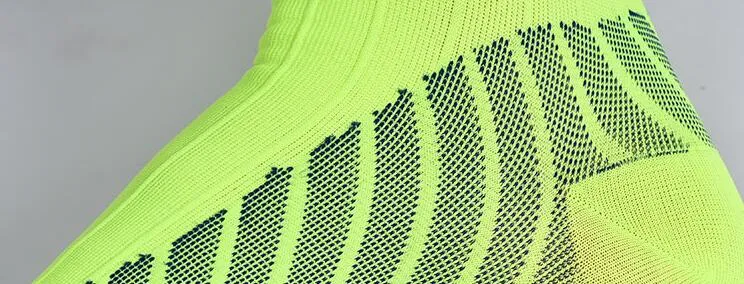 High-qualityfabric compression socks-Seamless knitting.