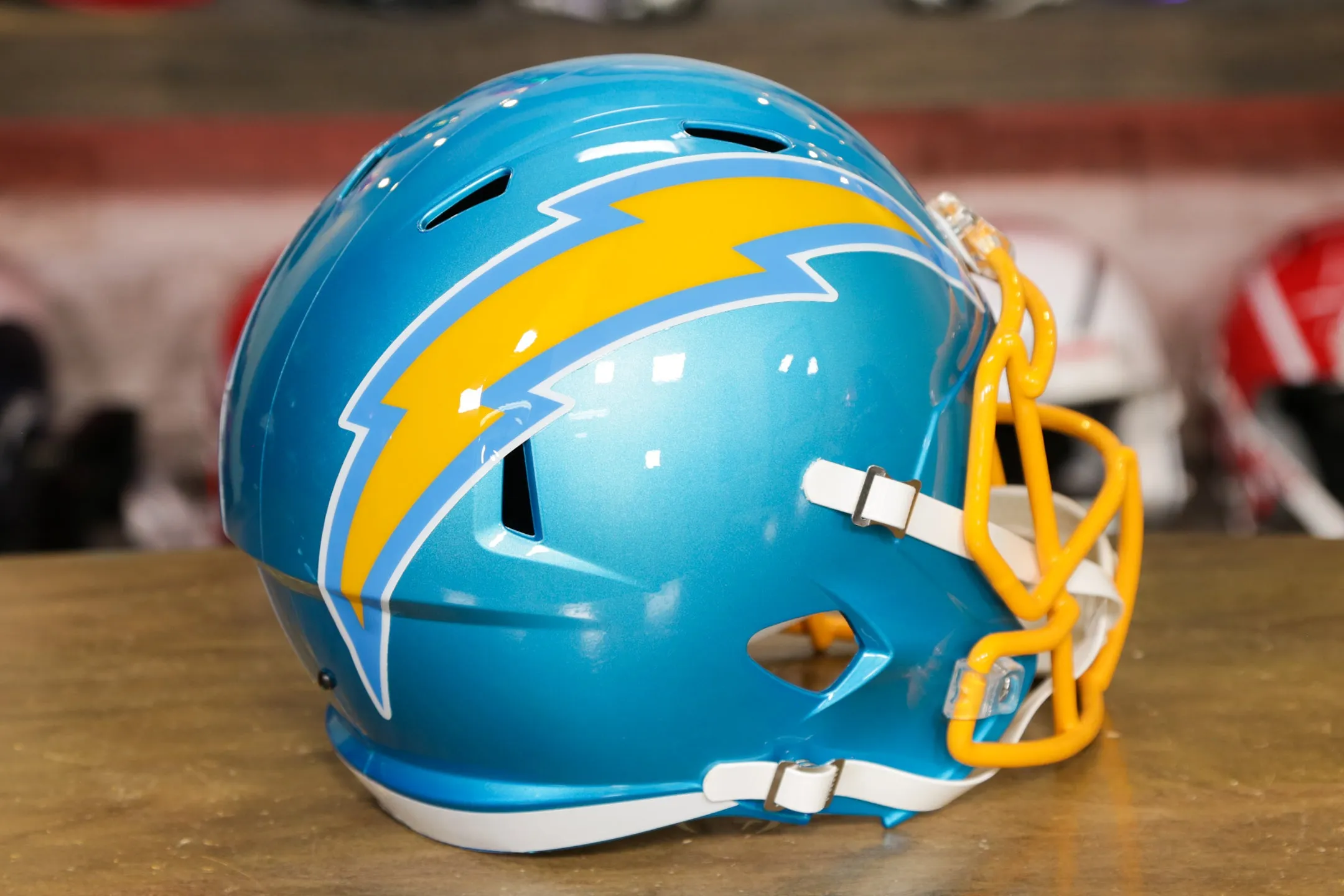 Los Angeles Chargers Riddell Speed Authentic Helmet - Flash