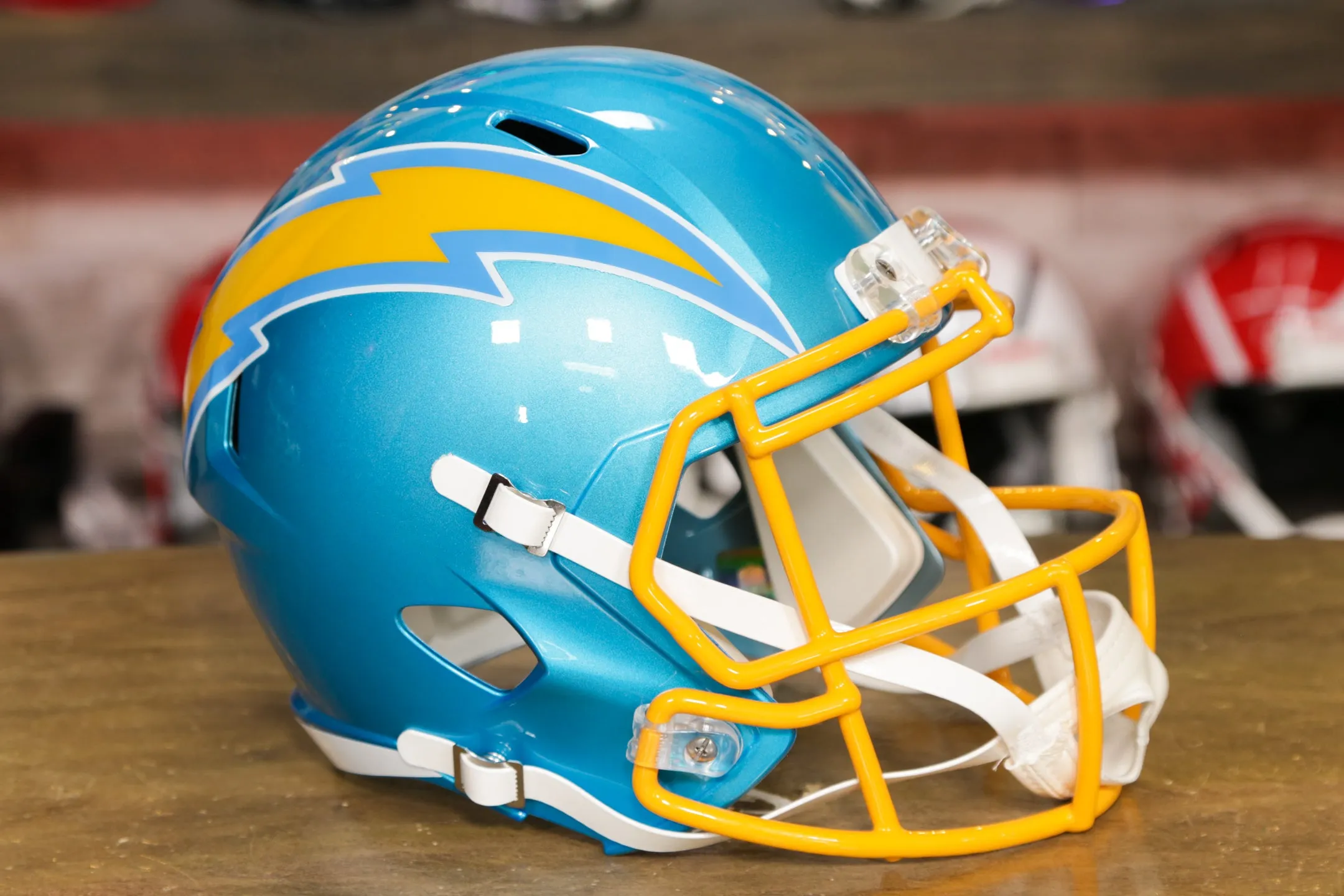 Los Angeles Chargers Riddell Speed Authentic Helmet - Flash